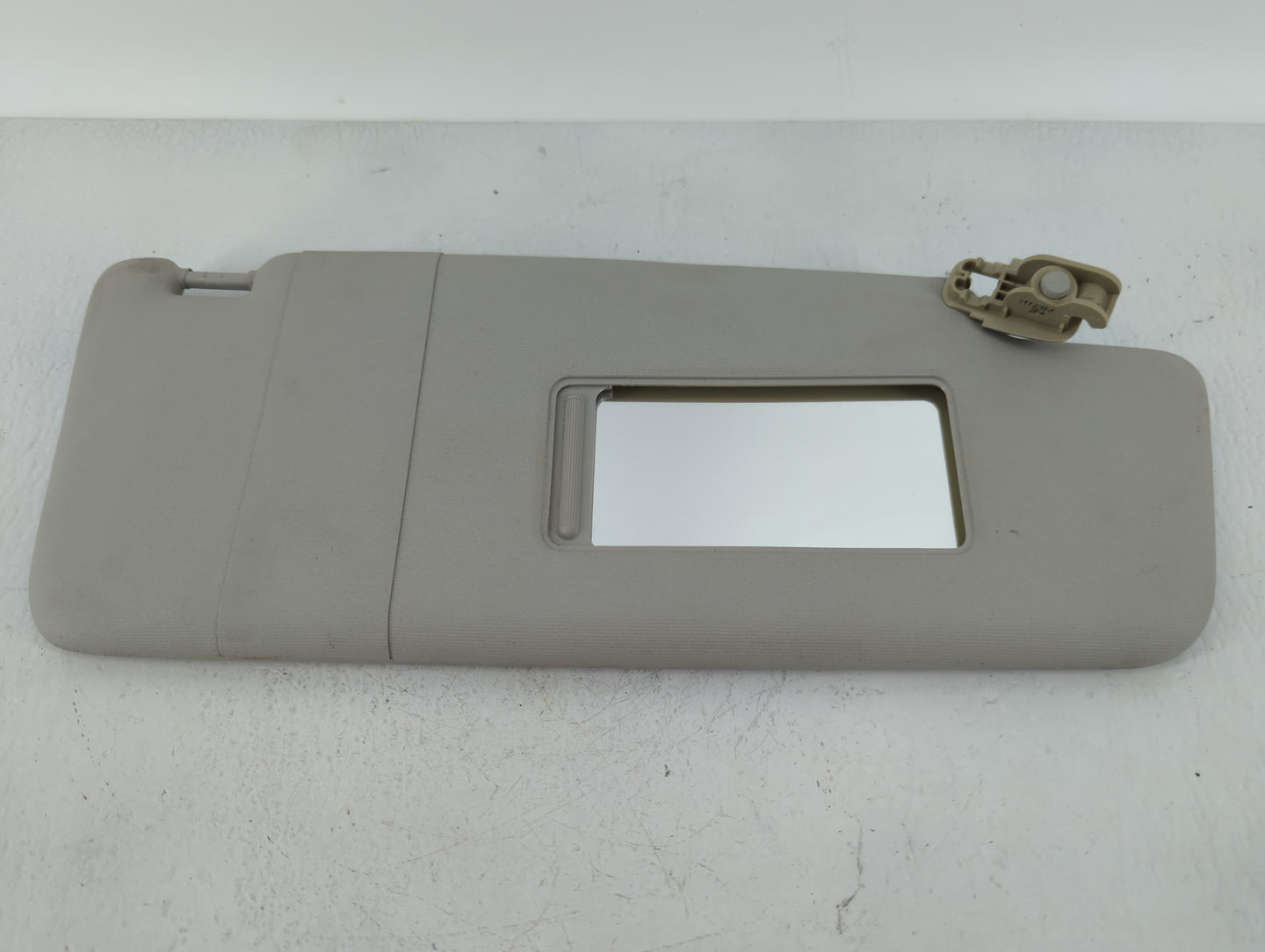 2012-2020 Volkswagen Passat Sun Visor Shade Replacement Passenger Right Mirror Fits OEM Used Auto Parts - Oemusedautoparts1.