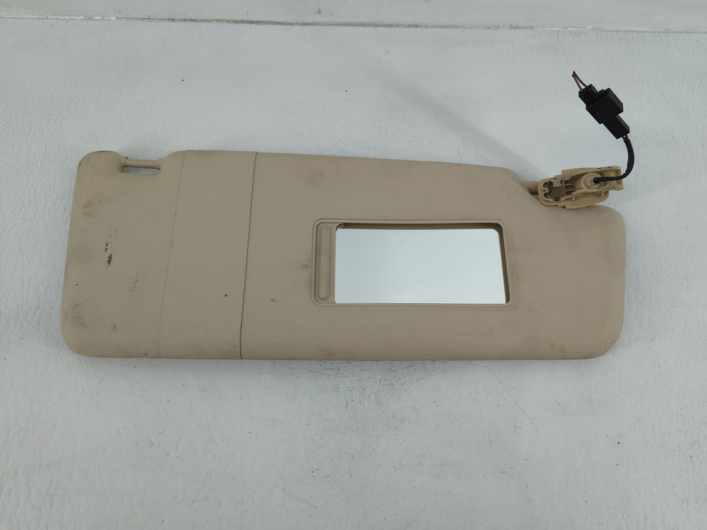 2012-2020 Volkswagen Passat Sun Visor Shade Replacement Passenger Right Mirror Fits OEM Used Auto Parts - Oemusedautoparts1.