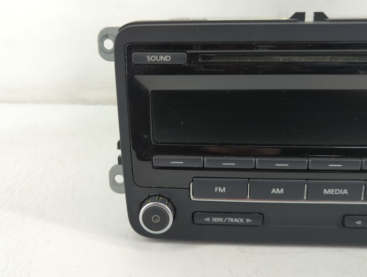 2012-2015 Volkswagen Passat Am Fm Cd Player Radio Receiver 707479 - Oemusedautoparts1.com