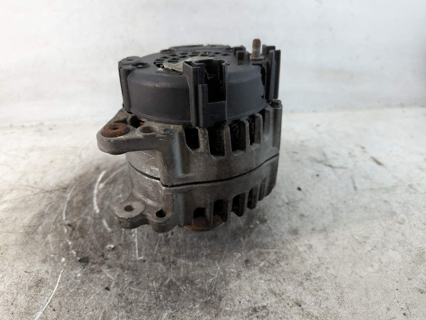 2012-2015 Volkswagen Passat Alternator Replacement Generator Charging Assembly Engine OEM P/N:2616574B 06E 903 023 B Fits OE