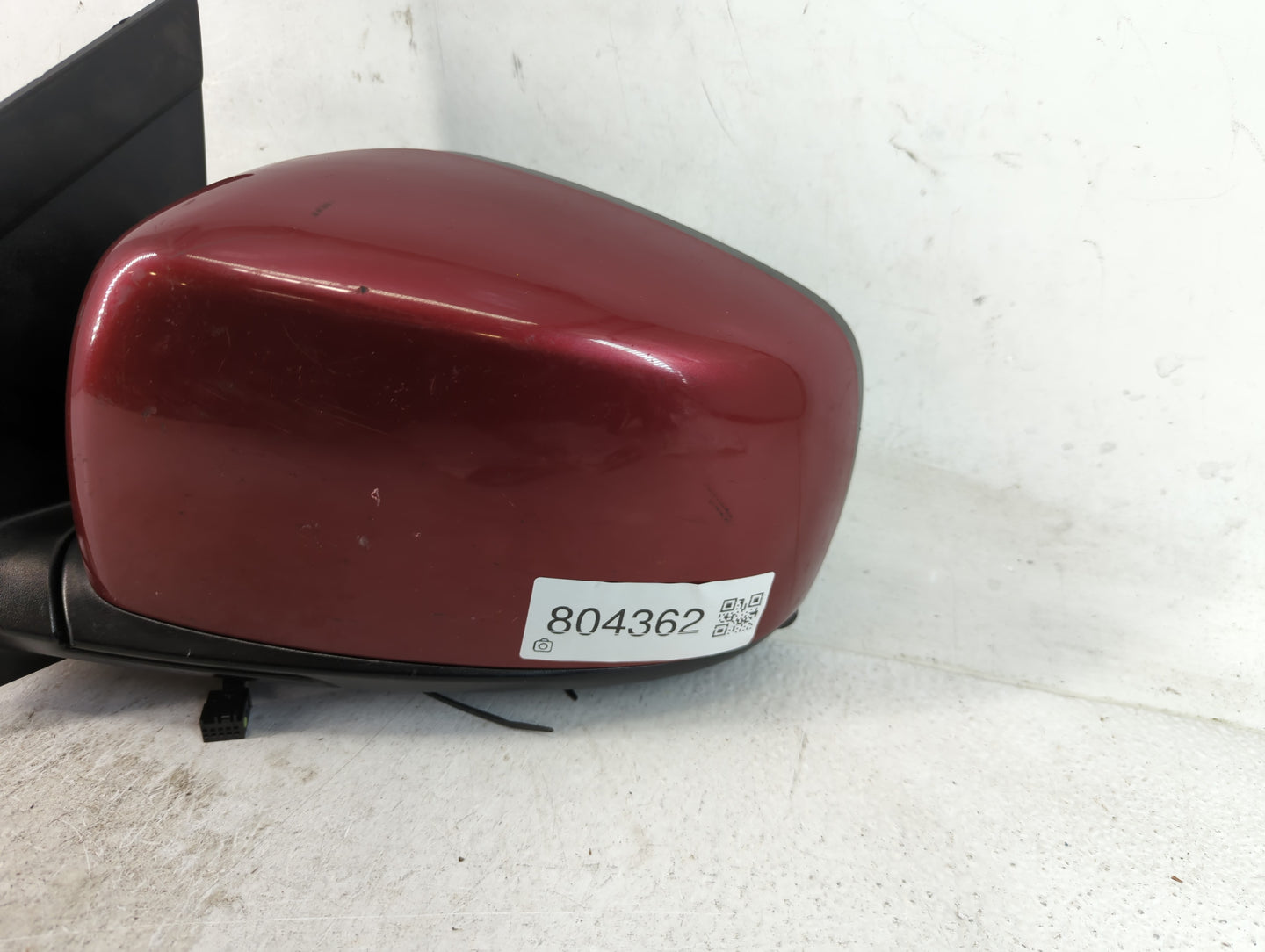 2009-2014 Volkswagen Routan Driver Side View Mirror - Left Door Mirror OEM Used - Oemusedautoparts1.com