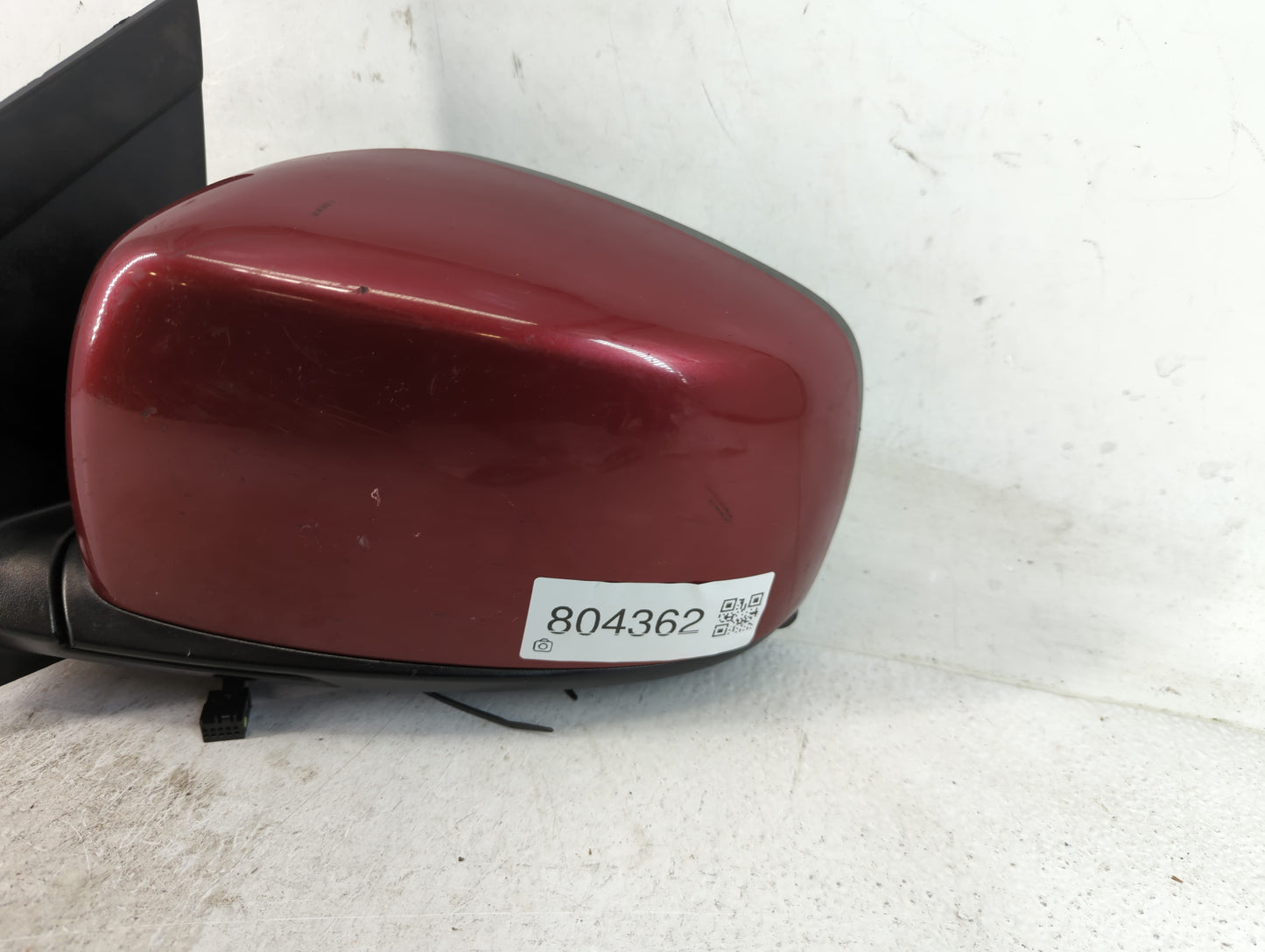 2009-2014 Volkswagen Routan Driver Side View Mirror - Left Door Mirror OEM Used - Oemusedautoparts1.com