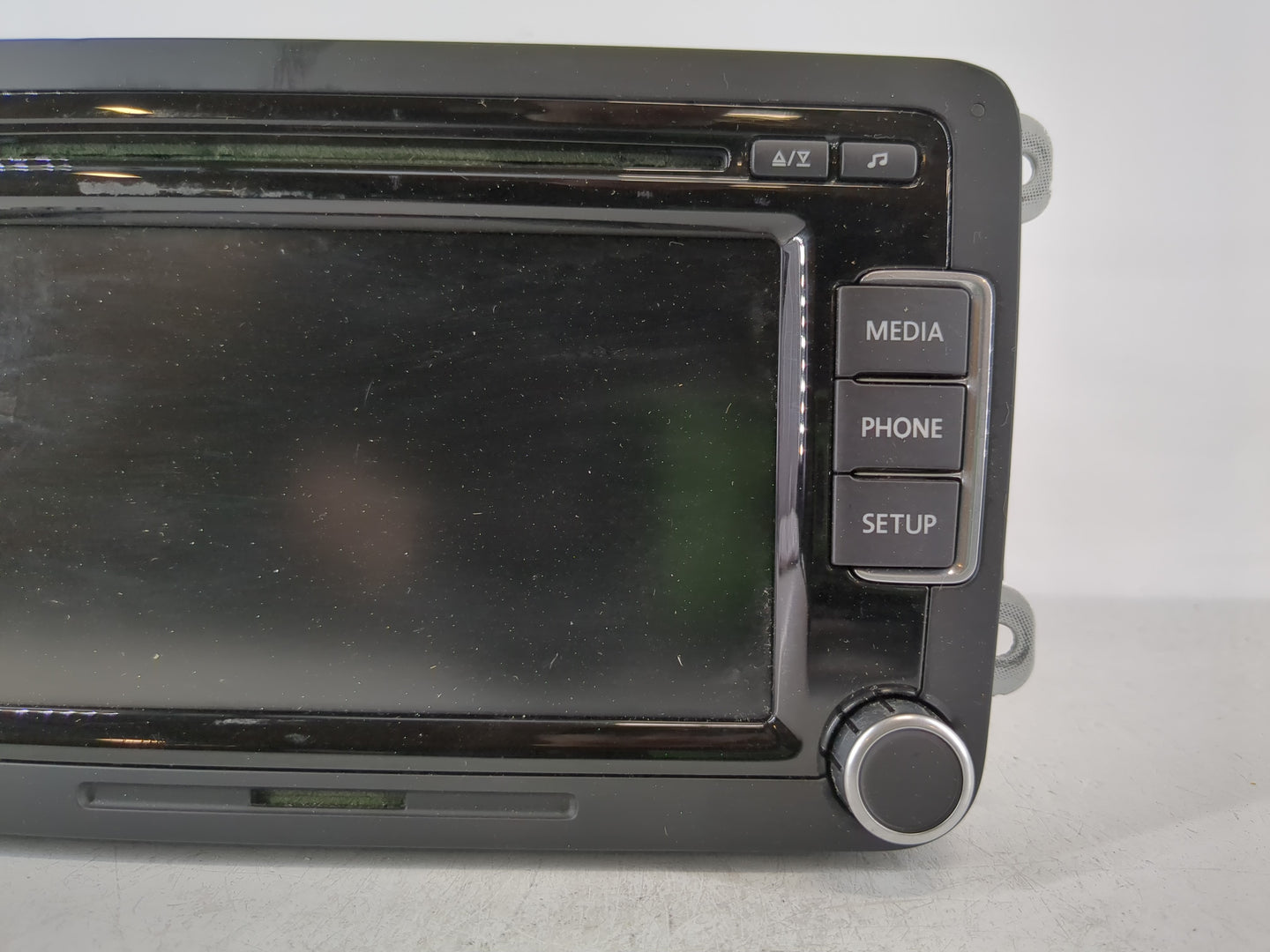 2009-2017 Volkswagen Tiguan Radio AM FM Cd Player Receiver Replacement P/N:1K0 035 180 AE Fits OEM Used Auto Parts - Oemused