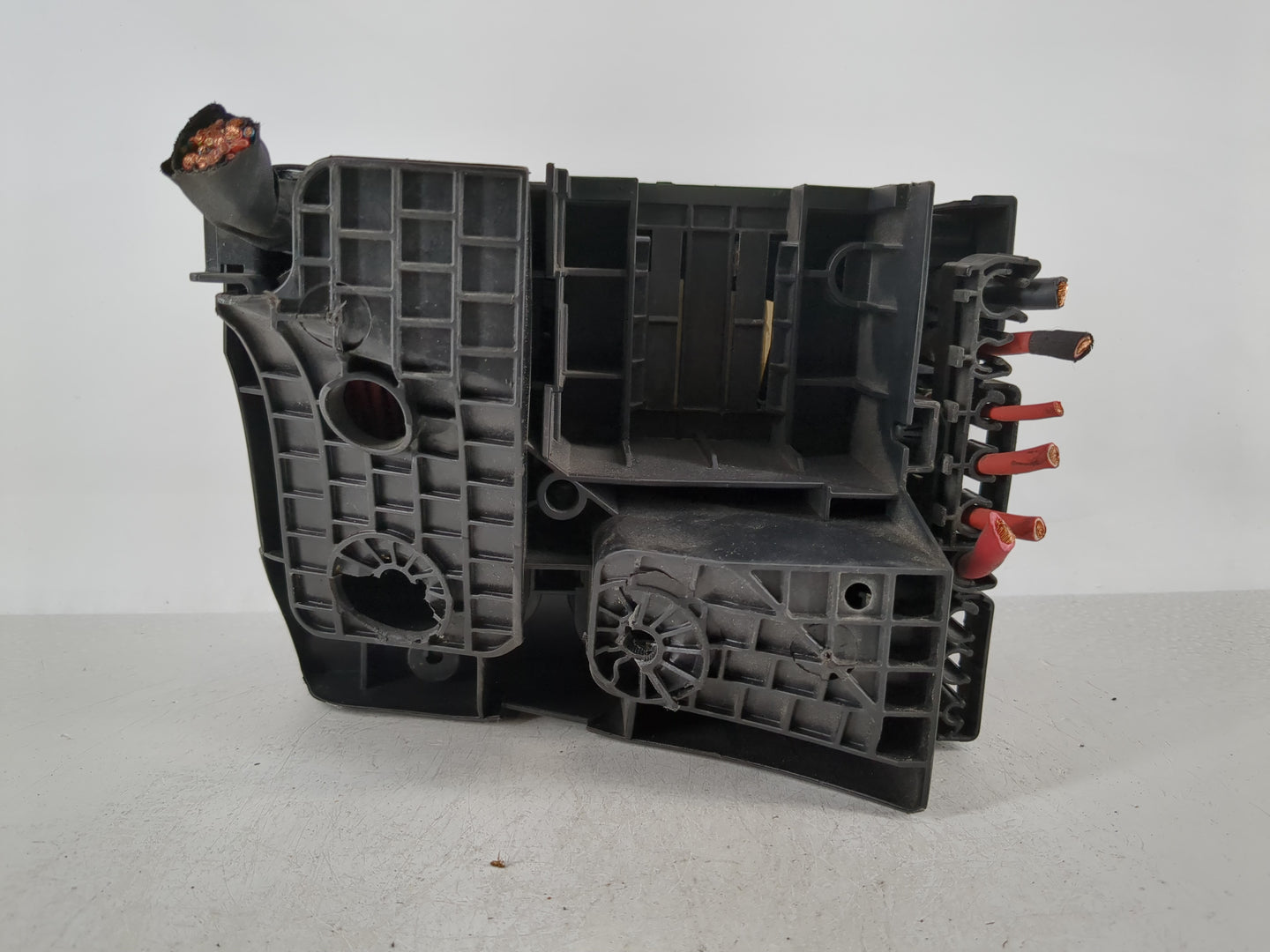 2012-2018 Volkswagen Tiguan Fusebox Fuse Box Panel Relay Module P/N:3C0 937 125 A Fits OEM Used Auto Parts - Oemusedautopart