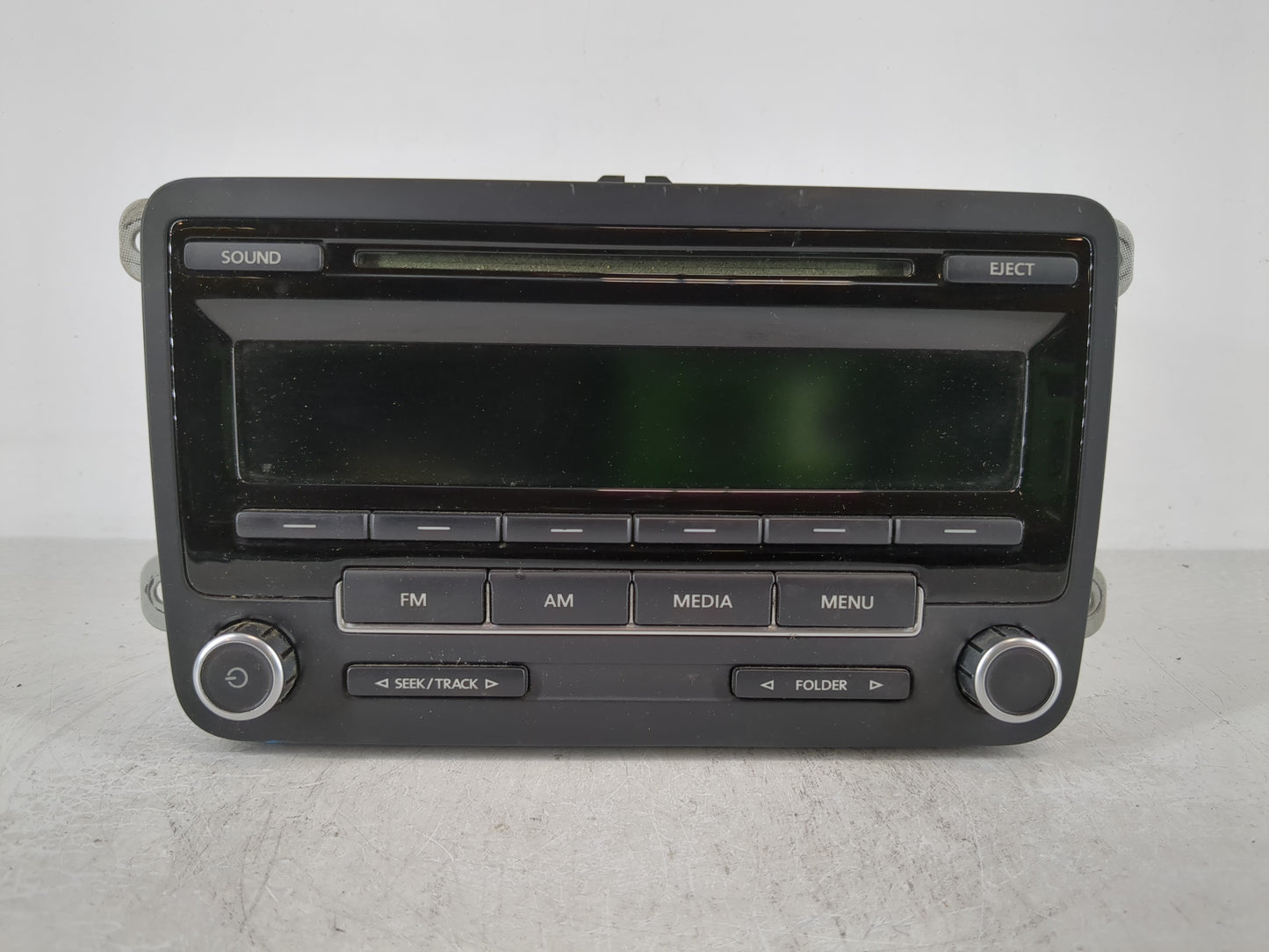 2009-2017 Volkswagen Tiguan Radio AM FM Cd Player Receiver Replacement P/N:5N0 035 164 D Fits OEM Used Auto Parts - Oemuseda