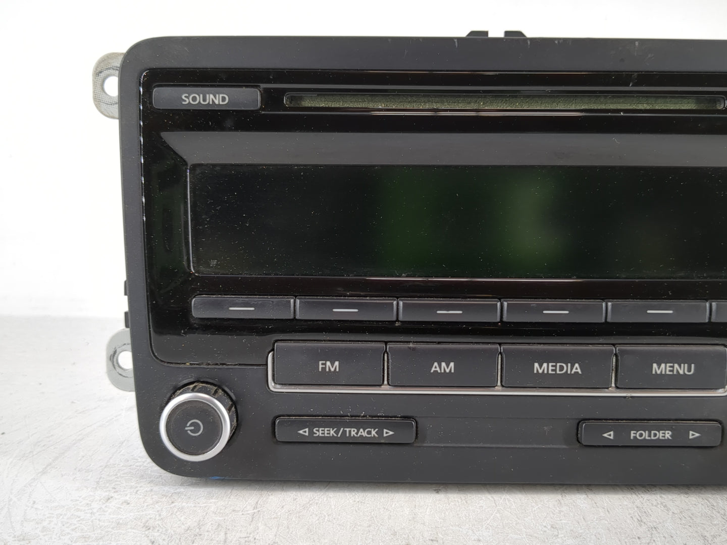 2009-2017 Volkswagen Tiguan Radio AM FM Cd Player Receiver Replacement P/N:5N0 035 164 D Fits OEM Used Auto Parts - Oemuseda
