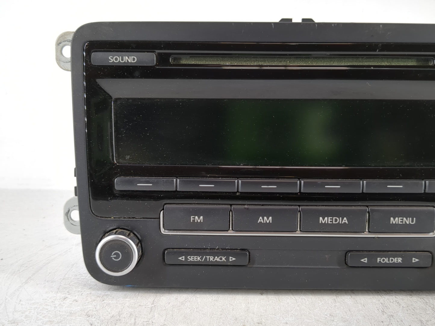 2009-2017 Volkswagen Tiguan Radio AM FM Cd Player Receiver Replacement P/N:5N0 035 164 D Fits OEM Used Auto Parts - Oemuseda