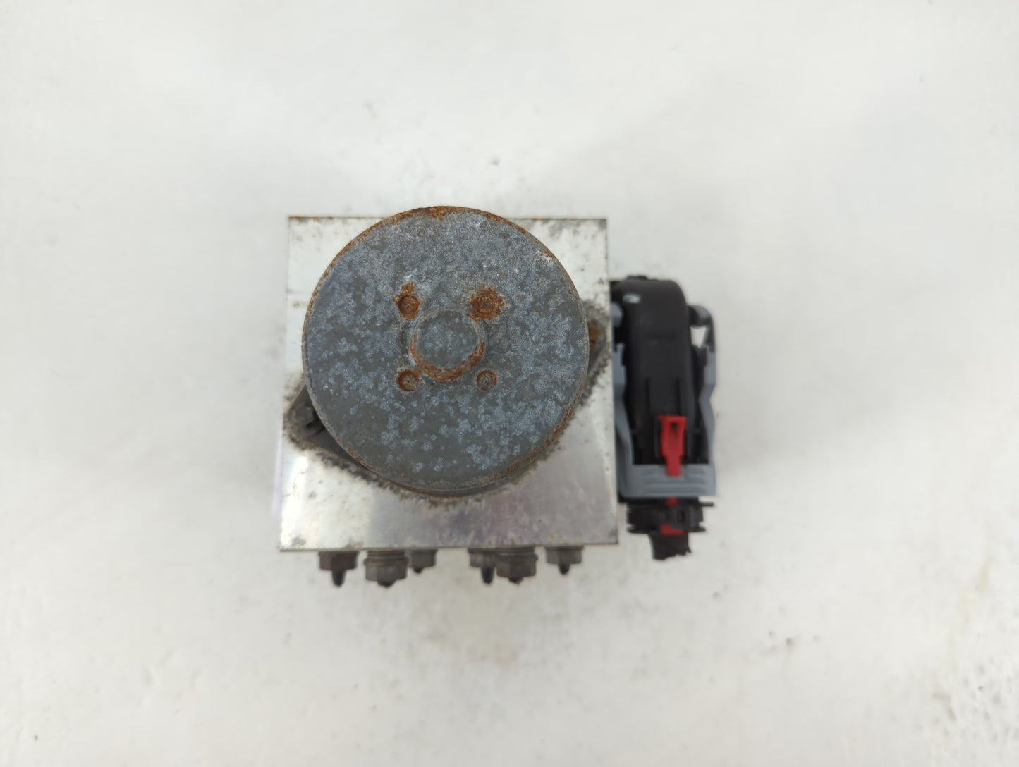 2012 Volkswagen Tiguan ABS Pump Control Module Replacement P/N:5N0 614 109 AP Fits OEM Used Auto Parts - Oemusedautoparts1.c