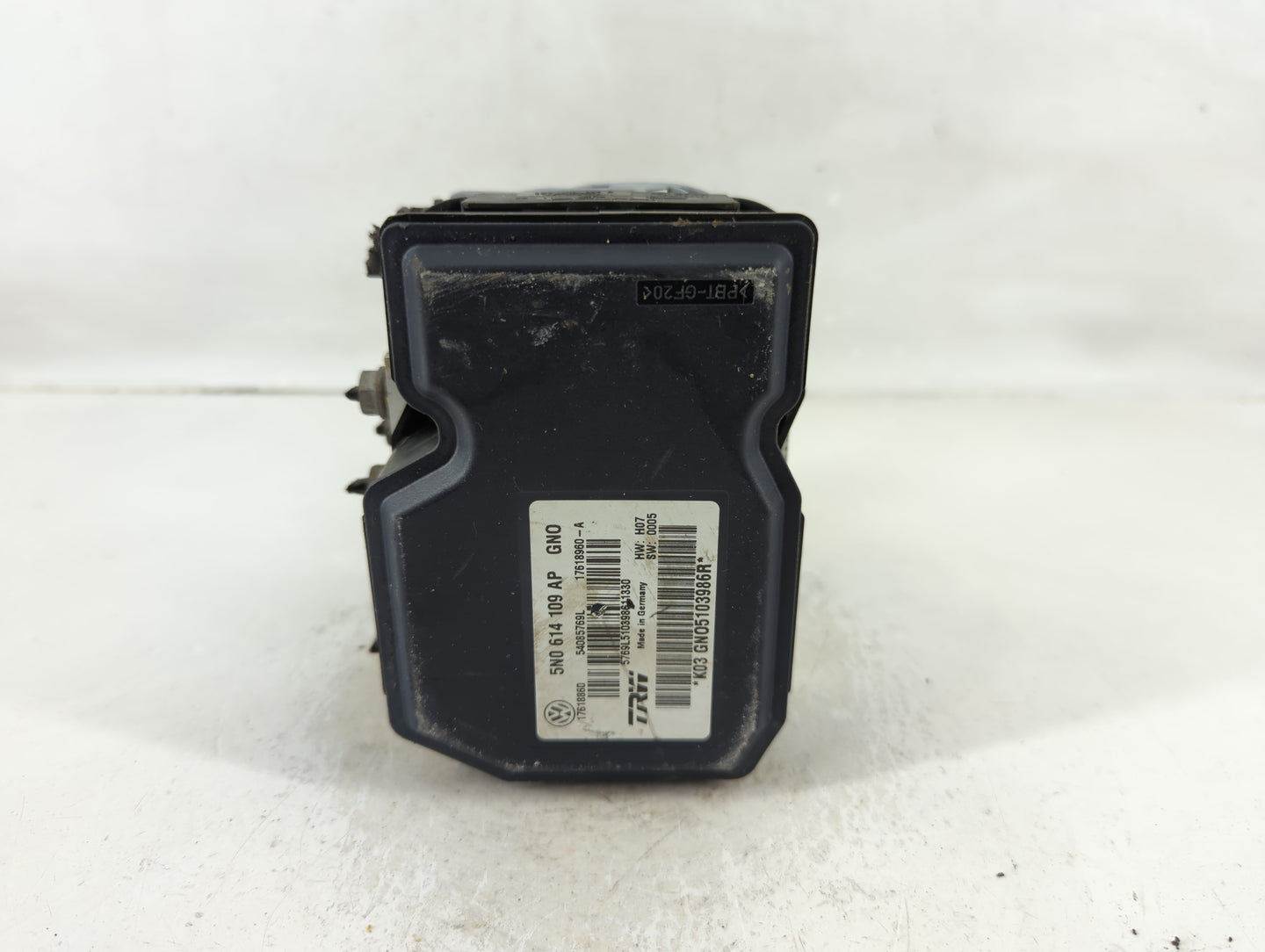 2012 Volkswagen Tiguan ABS Pump Control Module Replacement P/N:5N0 614 109 AP Fits OEM Used Auto Parts - Oemusedautoparts1.c