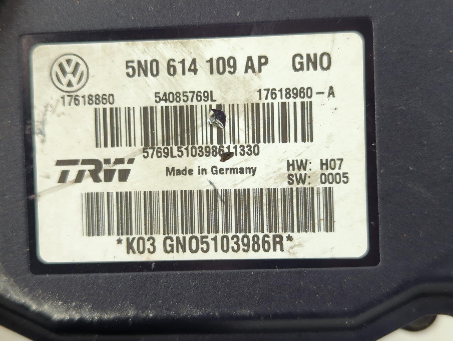 2012 Volkswagen Tiguan ABS Pump Control Module Replacement P/N:5N0 614 109 AP Fits OEM Used Auto Parts - Oemusedautoparts1.c