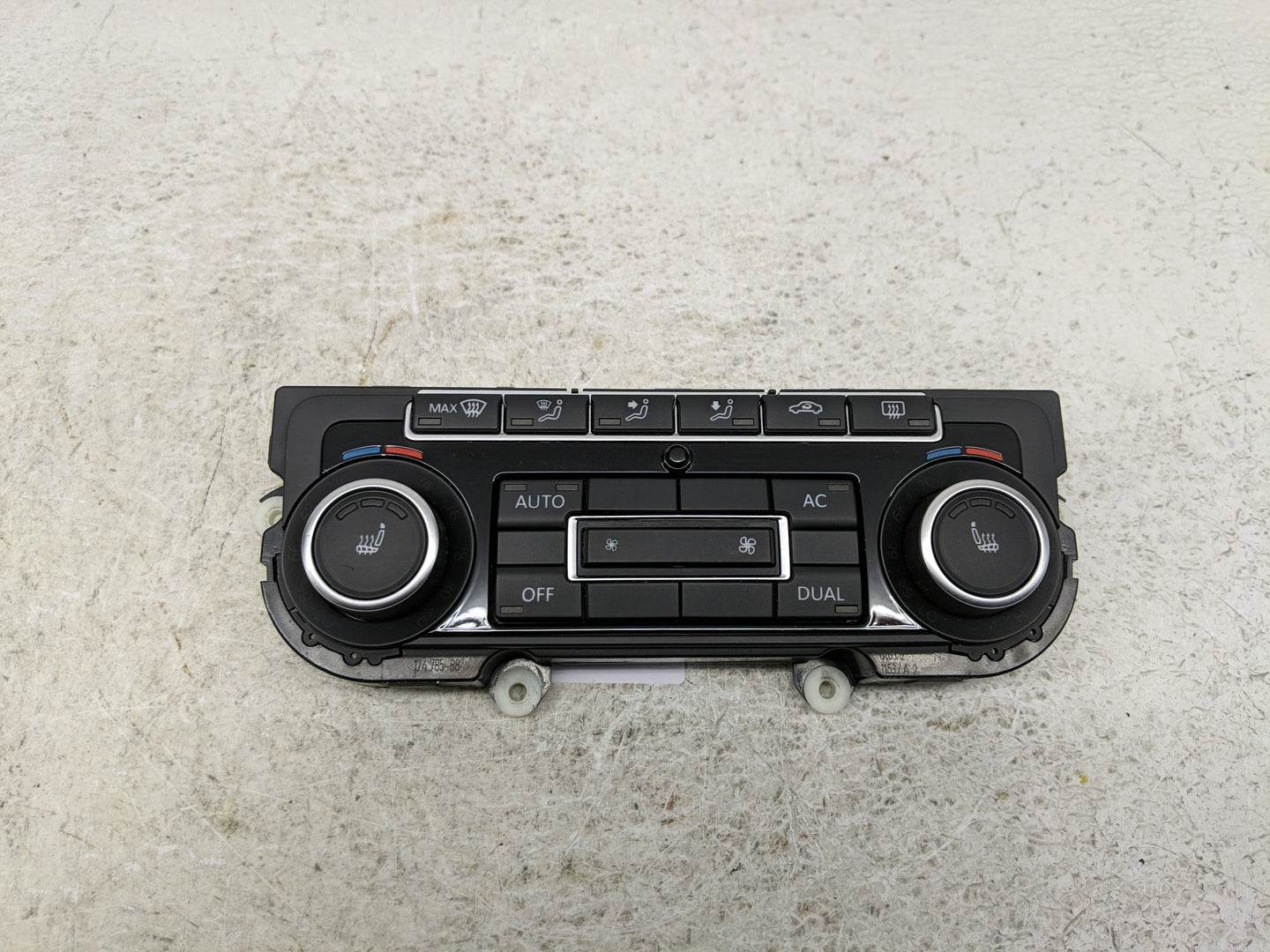 2012 Volkswagen Tiguan Climate Control Module Temperature AC/Heater Replacement P/N:5K0 907 044 FE Fits OEM Used Auto Parts 