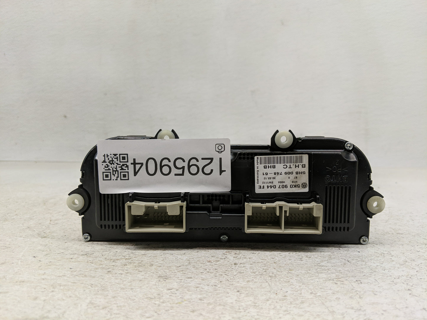 2012 Volkswagen Tiguan Climate Control Module Temperature AC/Heater Replacement P/N:5K0 907 044 FE Fits OEM Used Auto Parts 