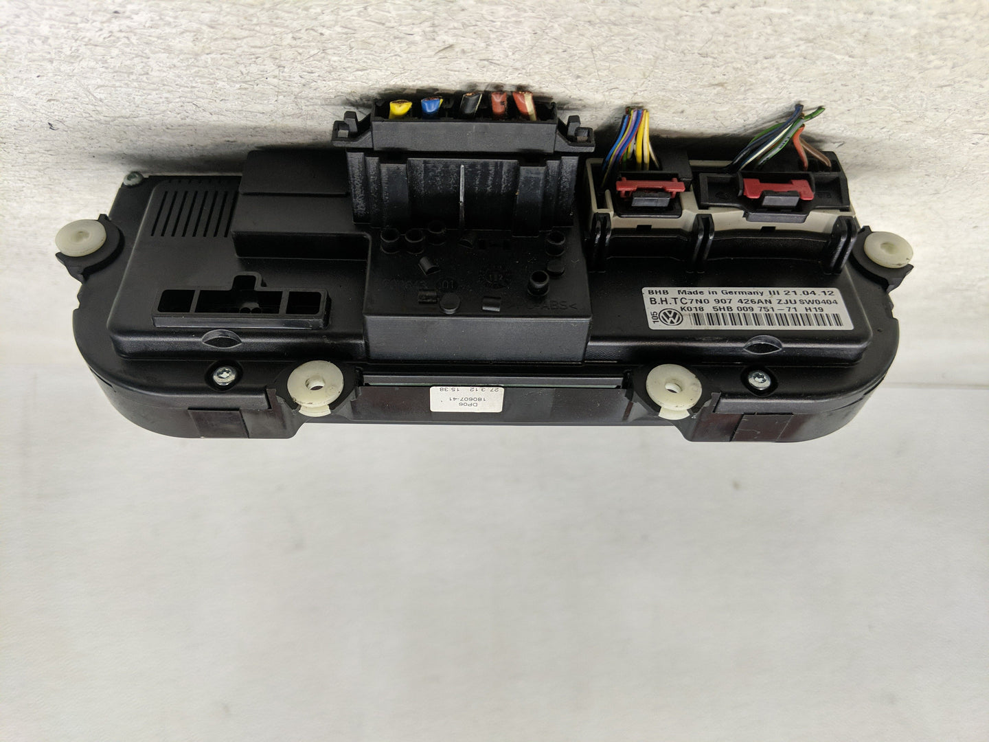 2012 Volkswagen Tiguan Climate Control Module Temperature AC/Heater Replacement P/N:5HB 009 751 Fits OEM Used Auto Parts - O