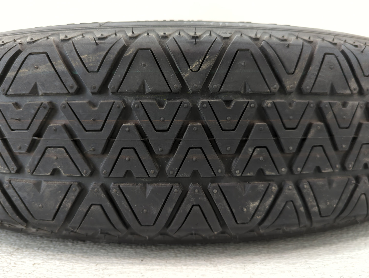 2009-2017 Volkswagen Tiguan Spare Donut Tire Wheel Rim Oem - Oemusedautoparts1.com