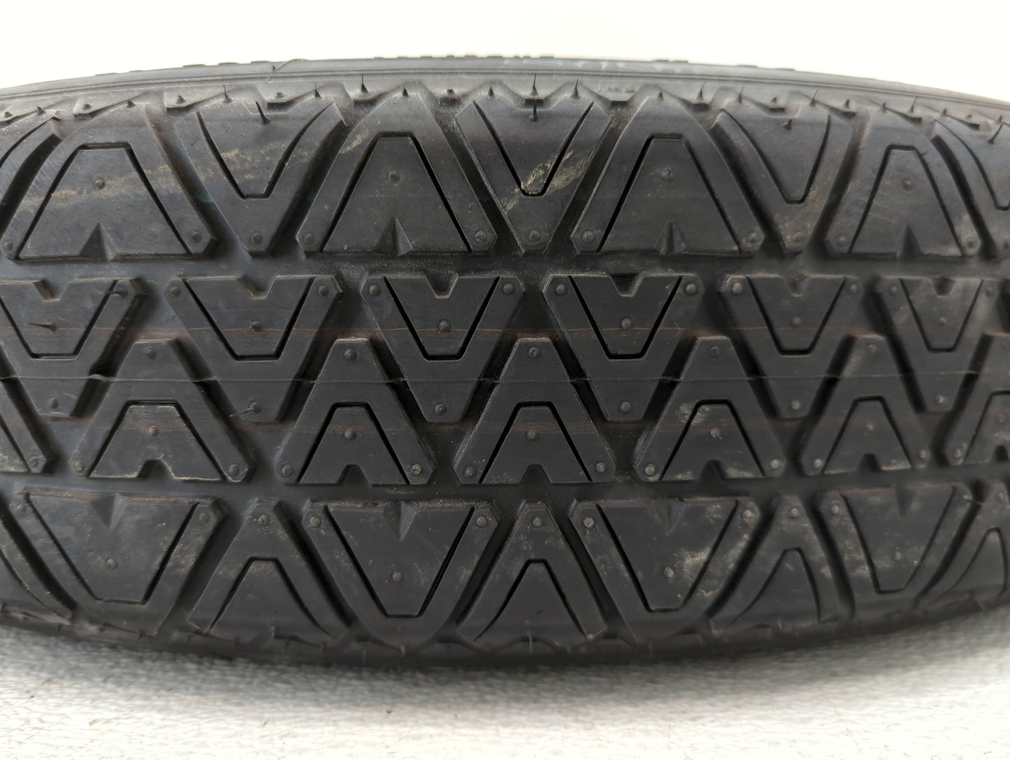 2009-2017 Volkswagen Tiguan Spare Donut Tire Wheel Rim Oem - Oemusedautoparts1.com