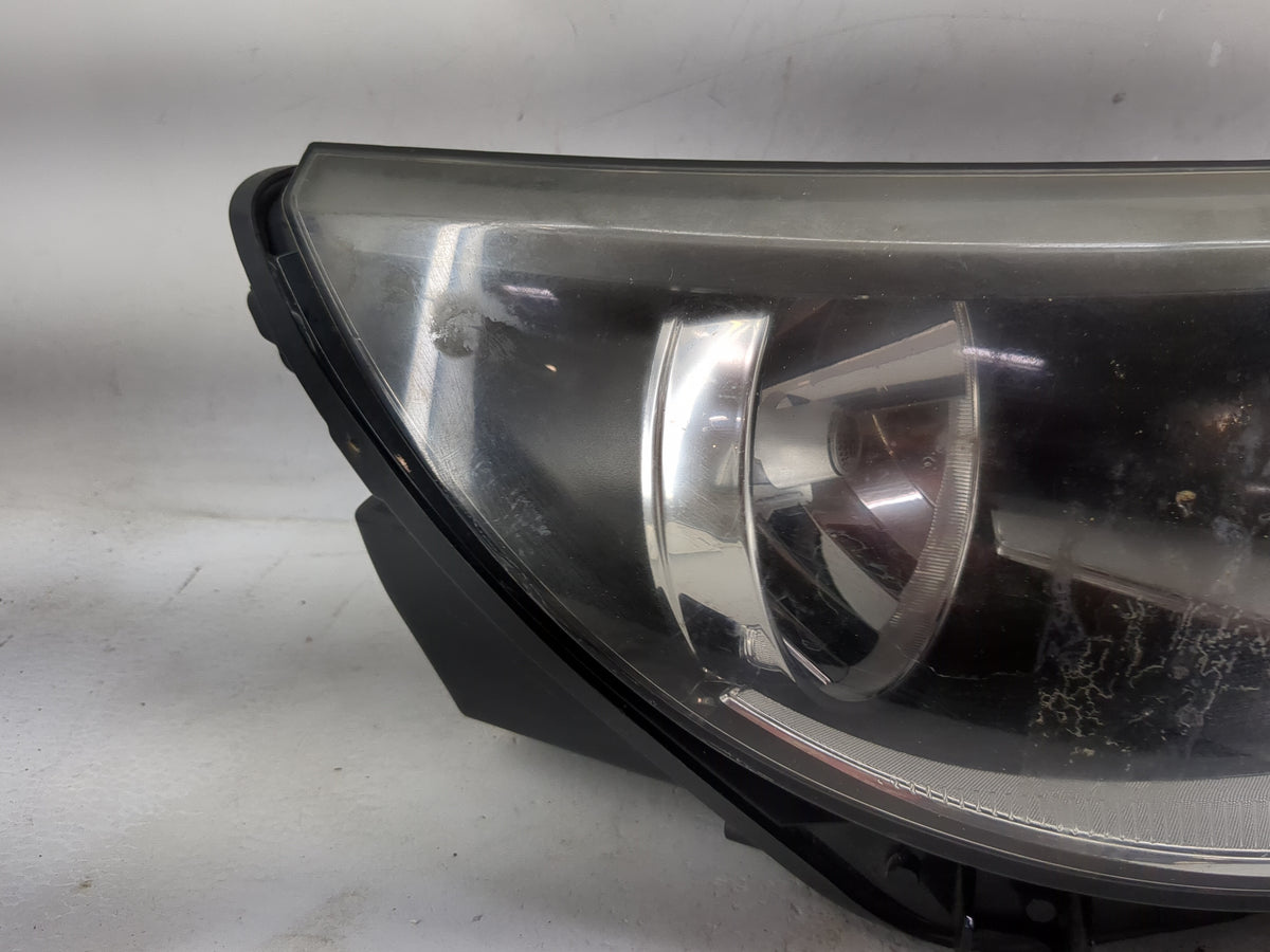 2012 Volkswagen Tiguan Passenger Right Oem Head Light Headlight Lamp - Oemusedautoparts1.com