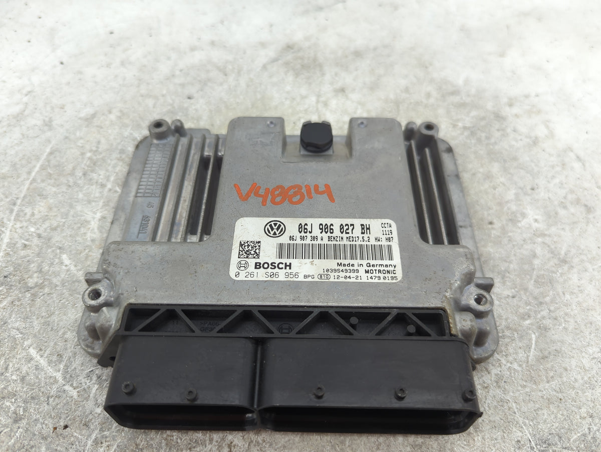 2012 Volkswagen Tiguan PCM Engine Control Computer ECU ECM PCU OEM P/N:06J906027BH 0261S06956, 1039S49399 Fits OEM Used Auto