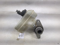 Volkswagen Tiguan Brake Master Cylinder 1512828 - Oemusedautoparts1.com