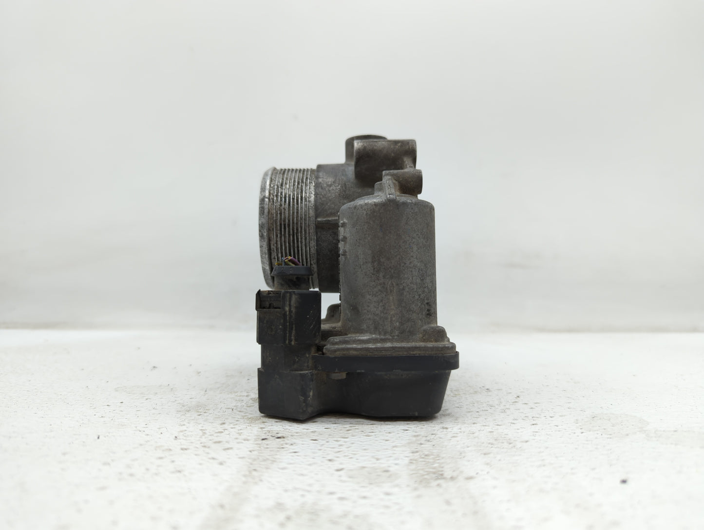 2009-2018 Volkswagen Tiguan Throttle Body P/N:06F 133 062 G 06F 133 062 Q Fits OEM Used Auto Parts - Oemusedautoparts1.com