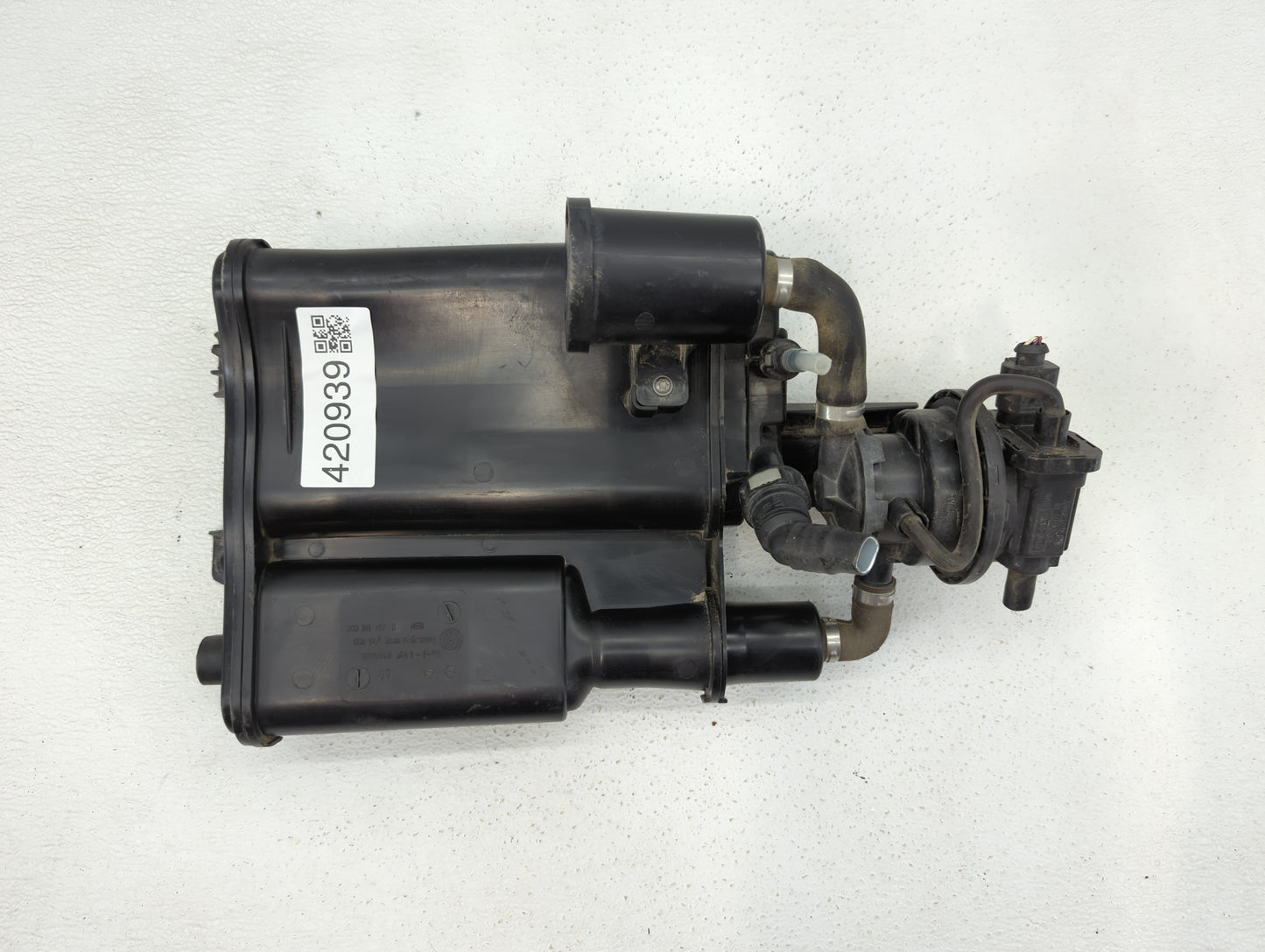 2012 Volkswagen Tiguan Air Cleaner Intake-duct Hose Tube - Oemusedautoparts1.com