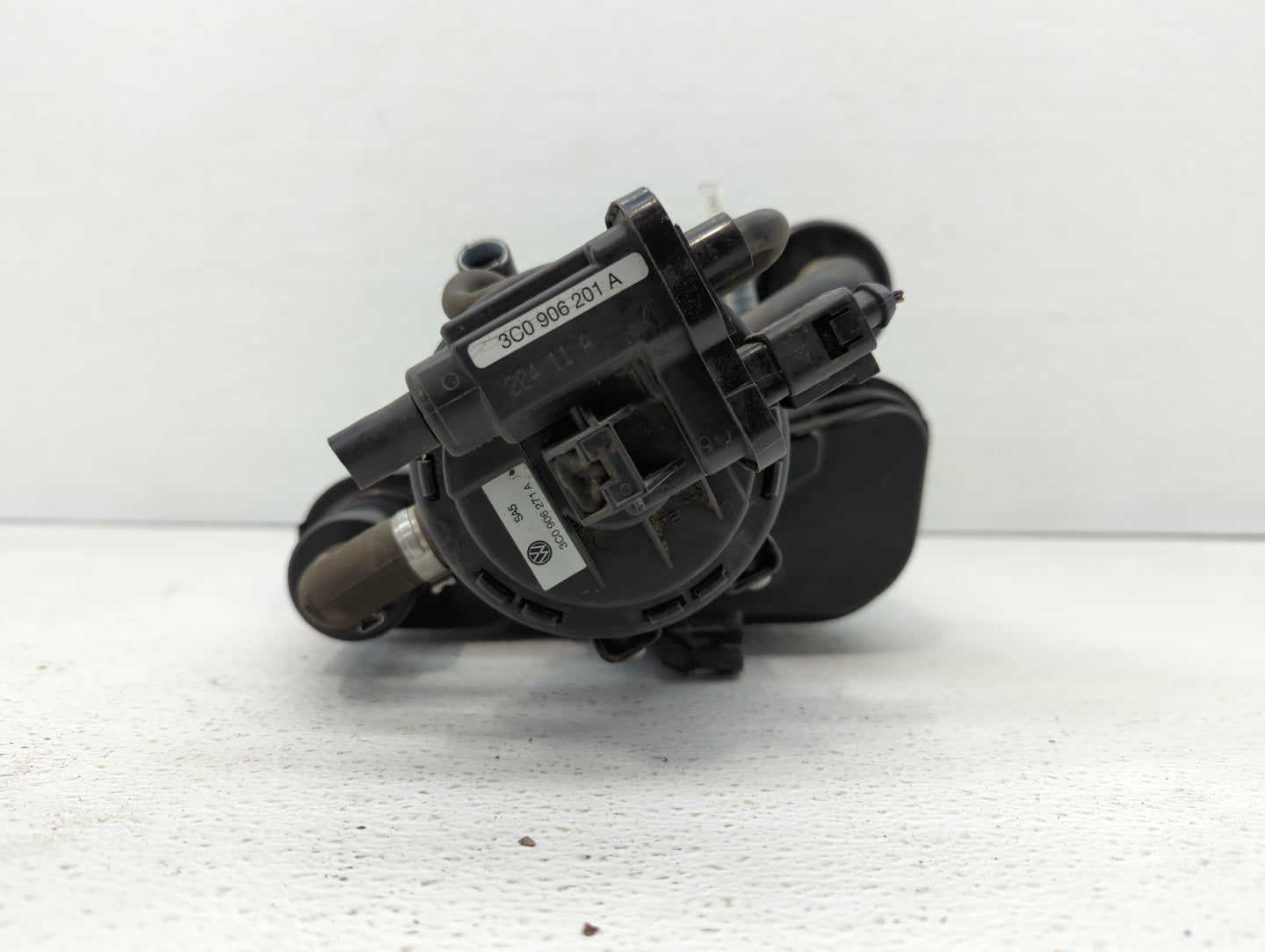 2012 Volkswagen Tiguan Air Cleaner Intake-duct Hose Tube - Oemusedautoparts1.com