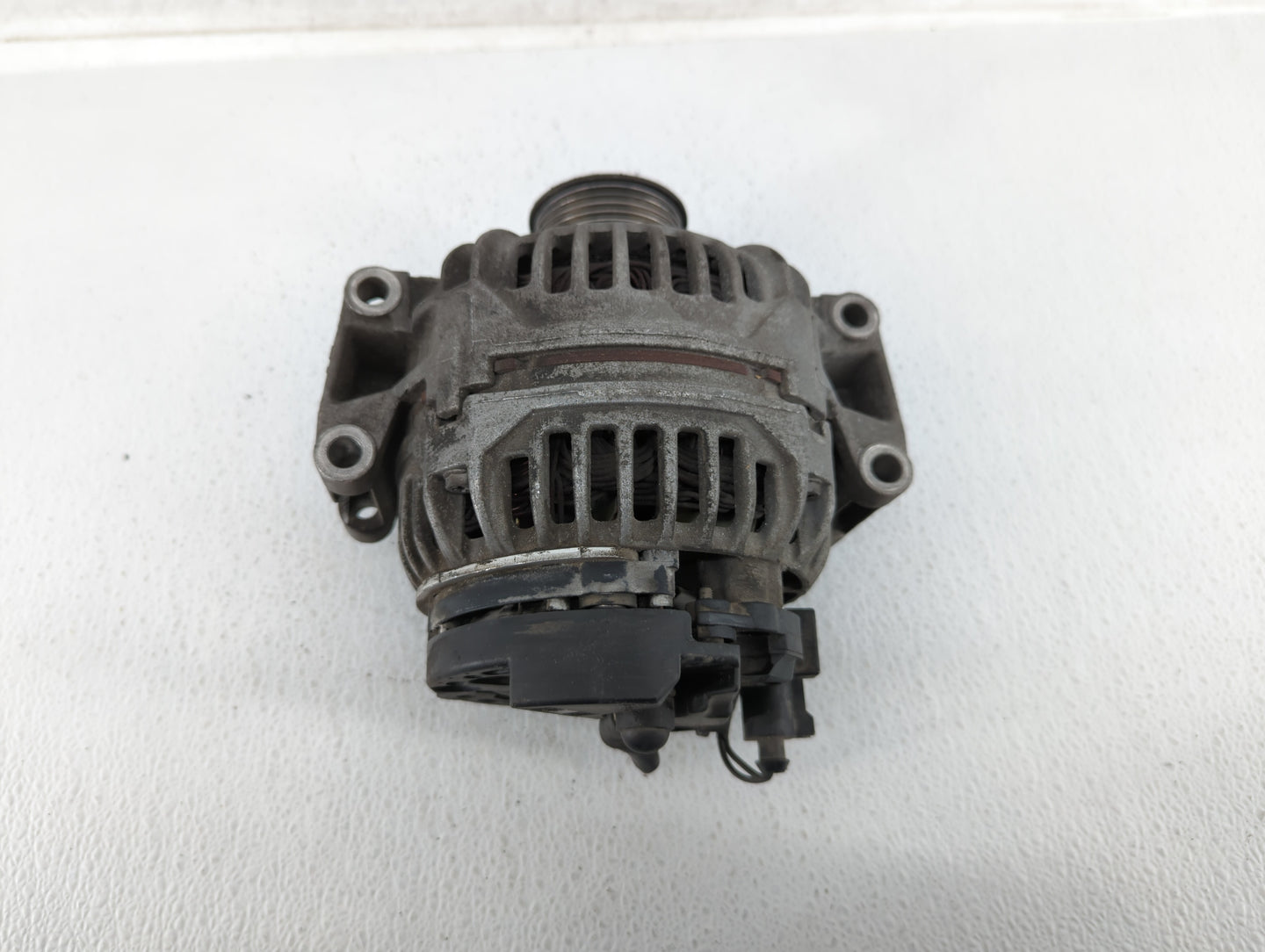 2009-2018 Volkswagen Tiguan Alternator Replacement Generator Charging Assembly Engine OEM P/N:06B903016AB Fits OEM Used Auto