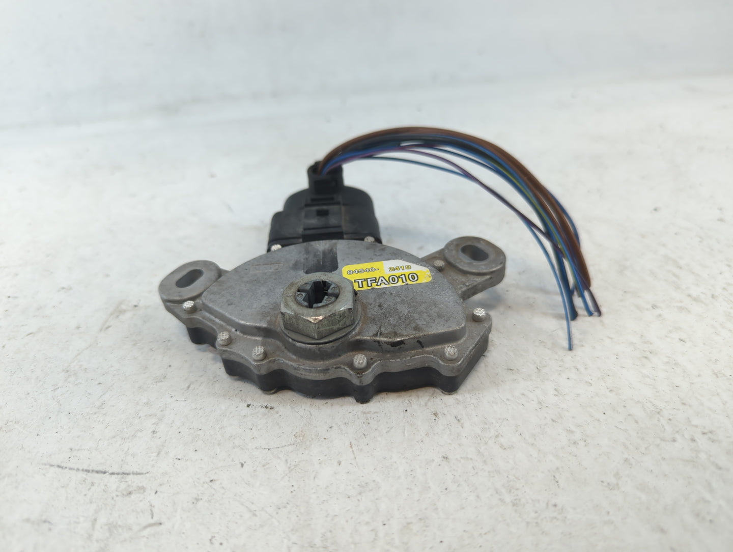 2012 Volkswagen Tiguan  GEARBOX TRANSMISSION NEUTRAL SWITCH - Oemusedautoparts1.com