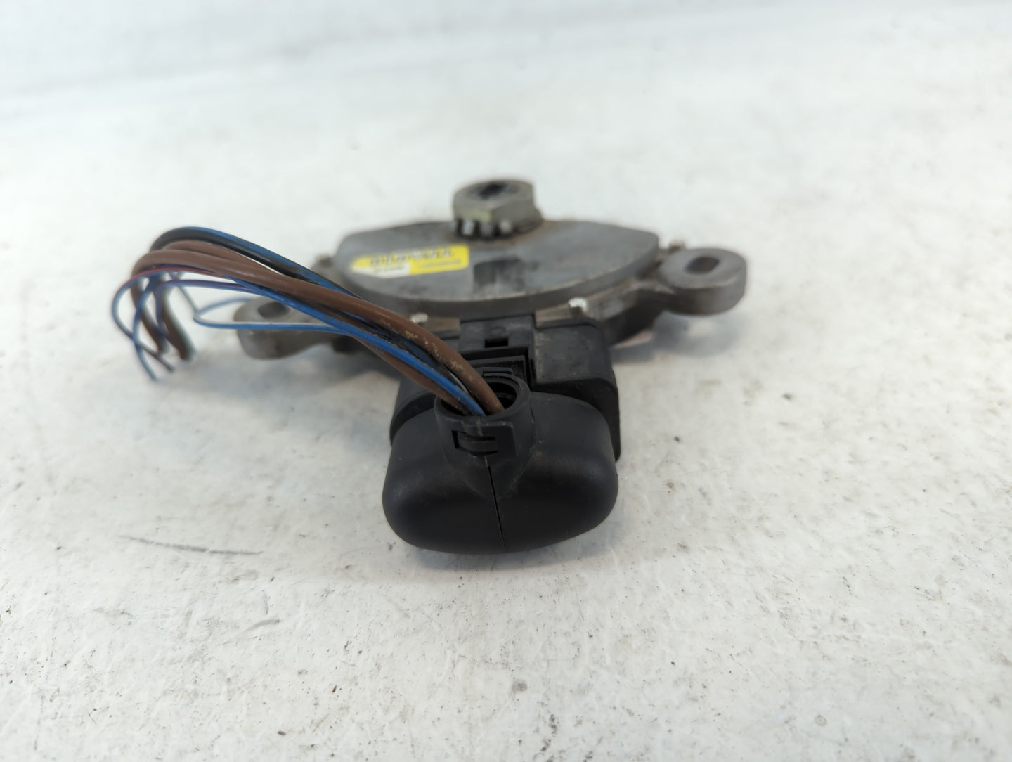 2012 Volkswagen Tiguan  GEARBOX TRANSMISSION NEUTRAL SWITCH - Oemusedautoparts1.com