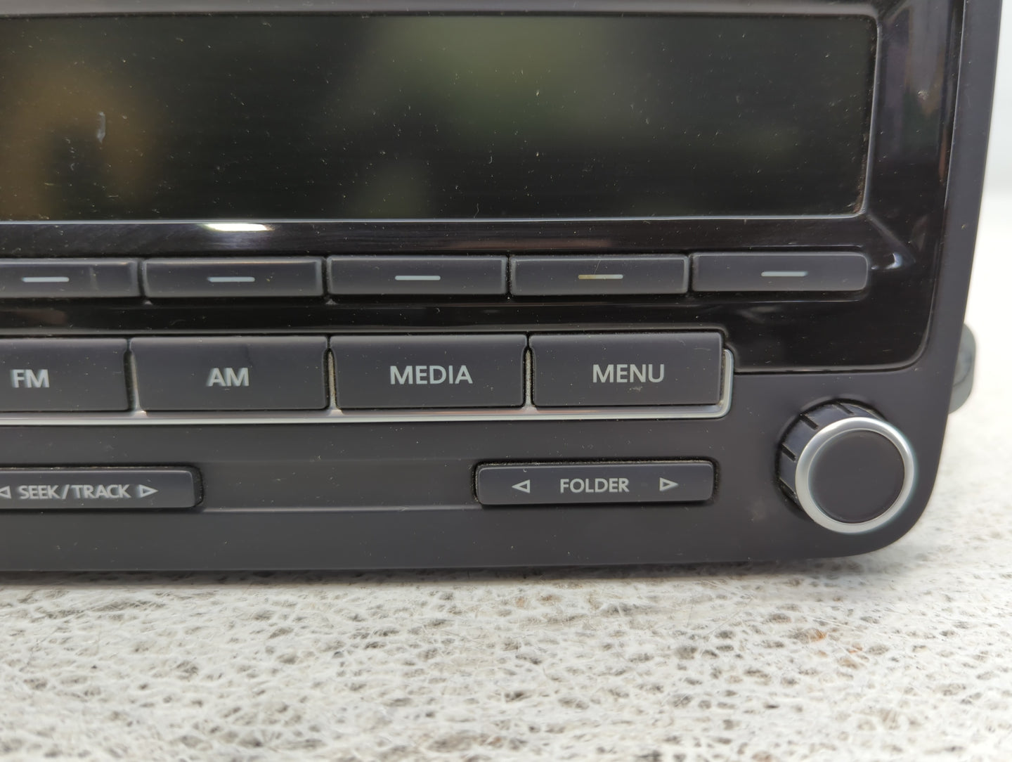 2009-2017 Volkswagen Tiguan Am Fm Cd Player Radio Receiver - Oemusedautoparts1.com