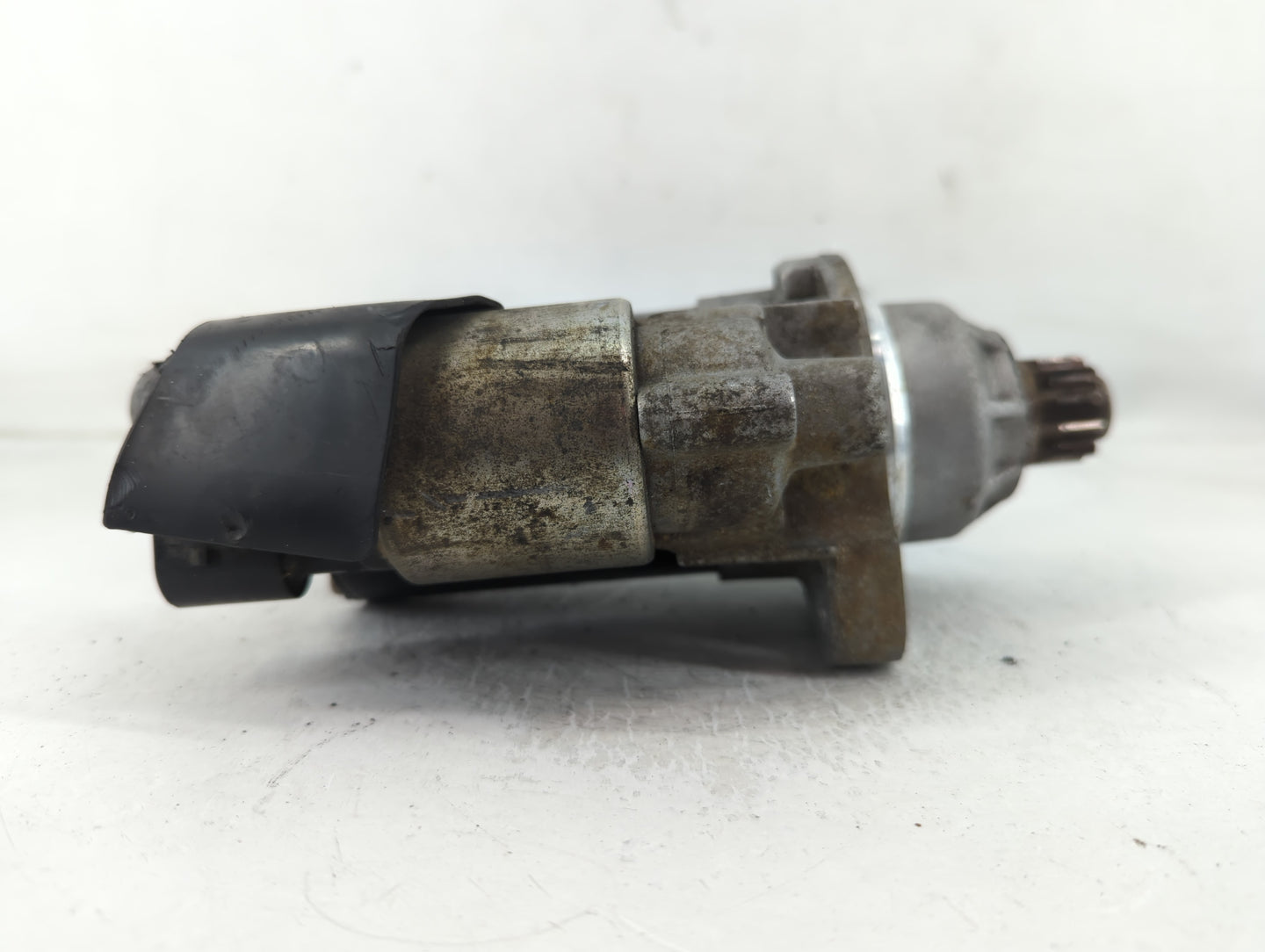 2009-2017 Volkswagen Tiguan Car Starter Motor Solenoid OEM P/N:0 001 121 402 Fits OEM Used Auto Parts - Oemusedautoparts1.co
