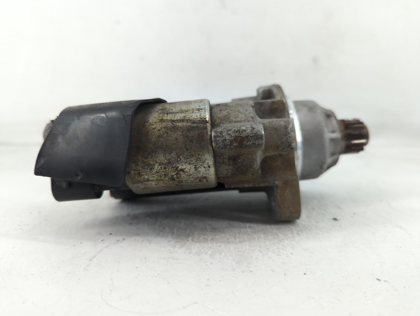 2009-2017 Volkswagen Tiguan Car Starter Motor Solenoid OEM P/N:0 001 121 402 Fits OEM Used Auto Parts - Oemusedautoparts1.co