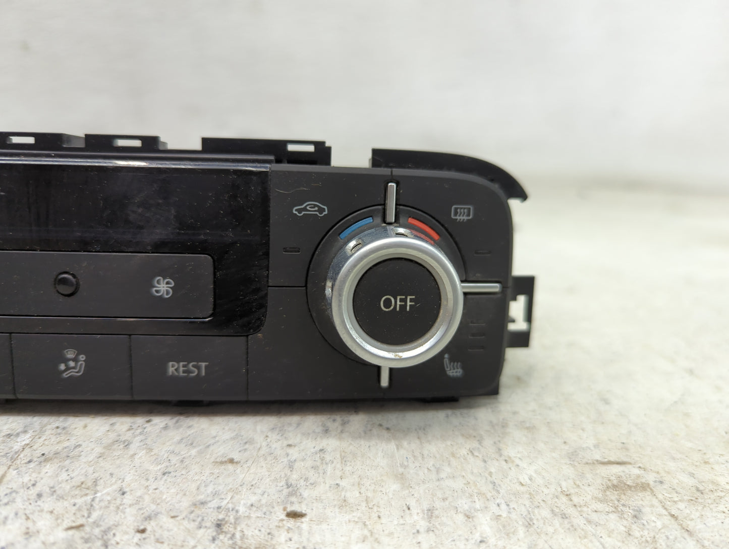 2011-2012 Volkswagen Touareg Climate Control Module Temperature AC/Heater Replacement P/N:7P6 907 040 BA Fits Fits 2011 2012