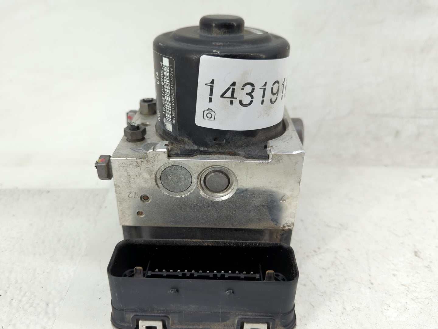 2011-2017 Volkswagen Touareg ABS Pump Control Module Replacement P/N:7P0 614 517 K Fits Fits 2011 2012 2013 2014 2015 2016 2