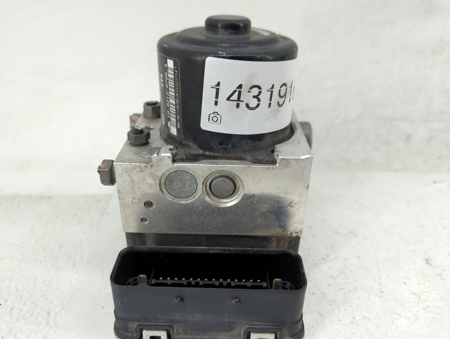 2011-2017 Volkswagen Touareg ABS Pump Control Module Replacement P/N:7P0 614 517 K Fits Fits 2011 2012 2013 2014 2015 2016 2