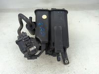 2012 Volkswagen Touareg Fuel Vapor Charcoal Canister - Oemusedautoparts1.com