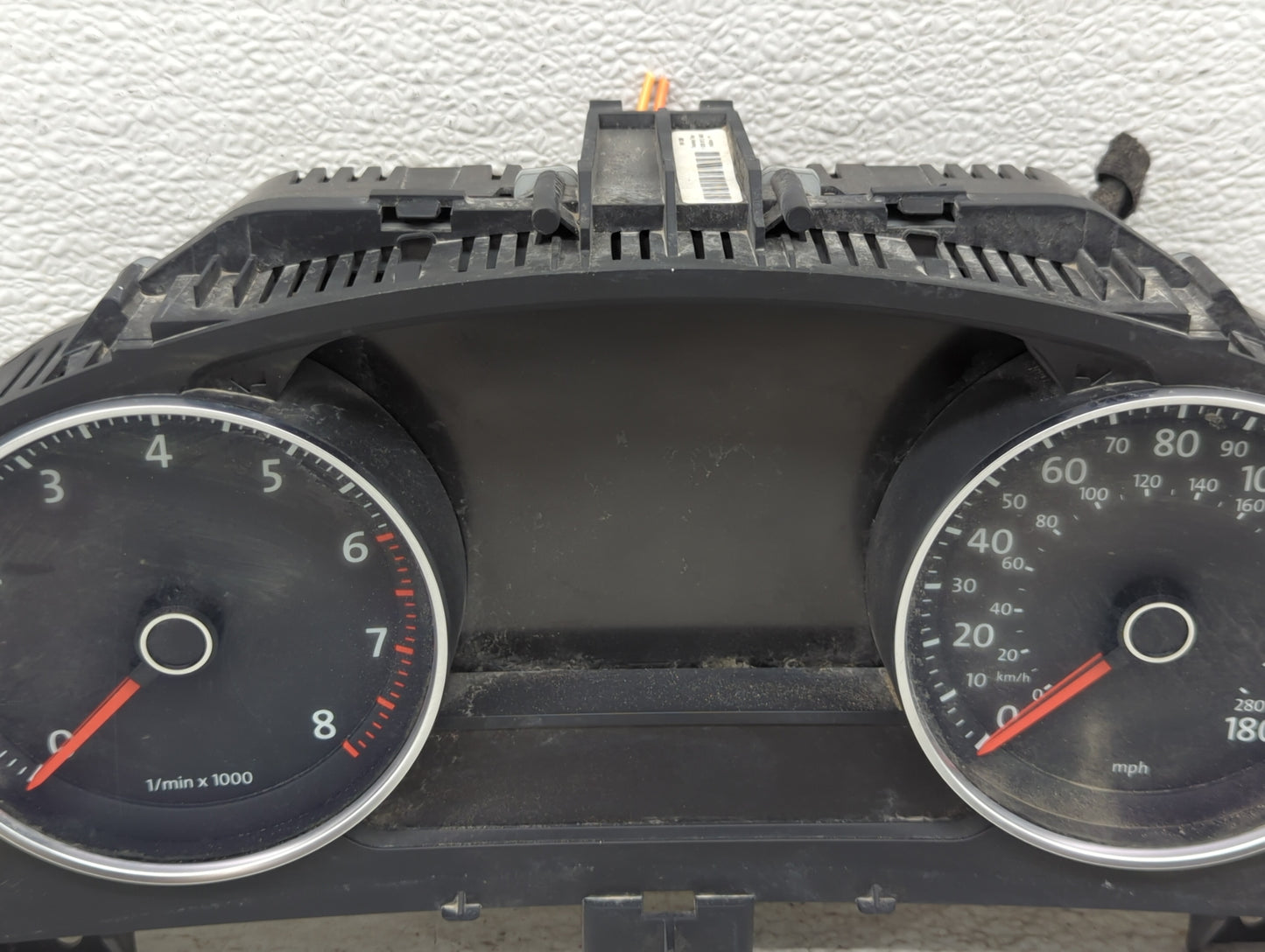 2011-2012 Volkswagen Touareg Instrument Cluster Speedometer Gauges P/N:7P6920980M 0263677037 Miles: Fits Fits 2011 2012 OEM 