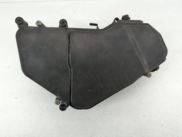 2011-2017 Volkswagen Touareg Fusebox Fuse Box Panel Relay Module P/N:7L0 937 576 A Fits Fits 2011 2012 2013 2014 2015 2016 2