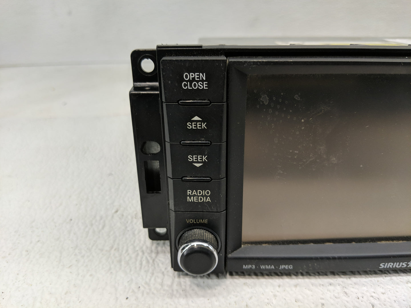2012 Volkswagon Routan Radio AM FM Cd Player Receiver Replacement P/N:P68089030AF P05064843AG Fits Fits 2013 2014 OEM Used A