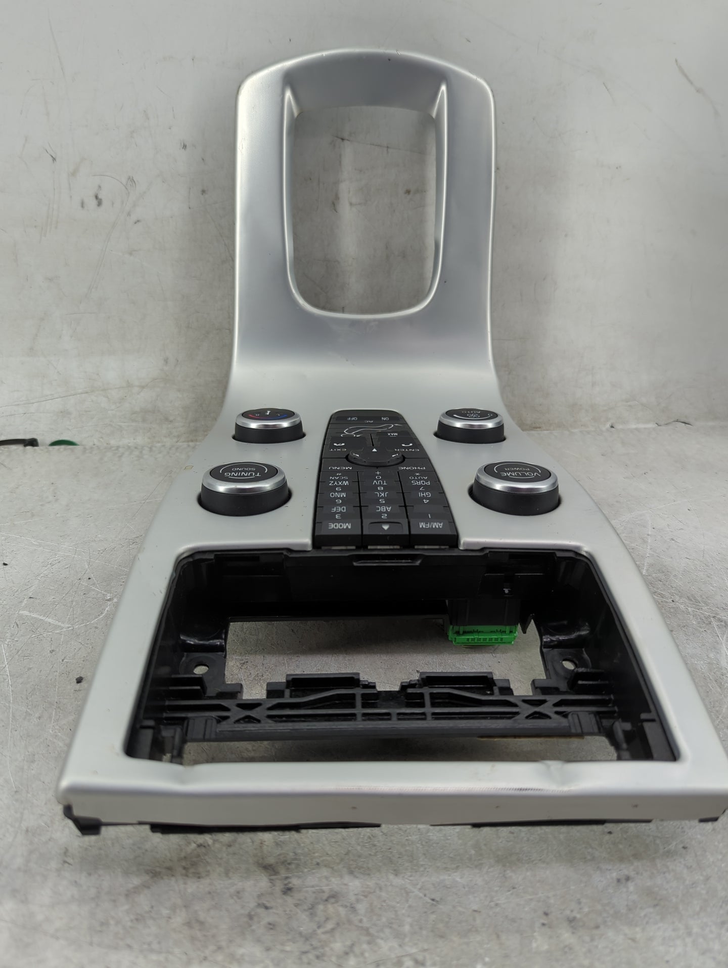 2012-2013 Volvo C70 Radio Control Panel - Oemusedautoparts1.com
