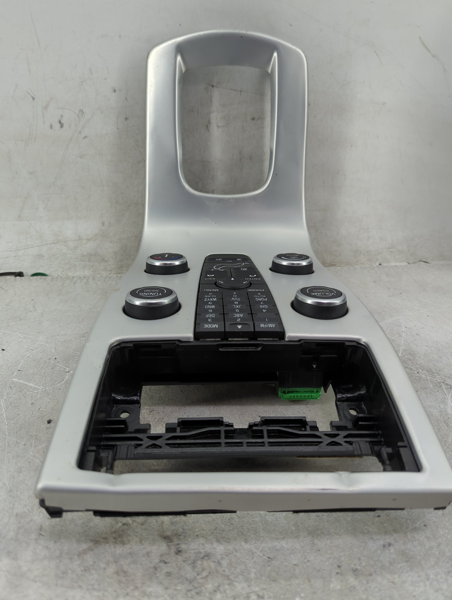 2012-2013 Volvo C70 Radio Control Panel - Oemusedautoparts1.com