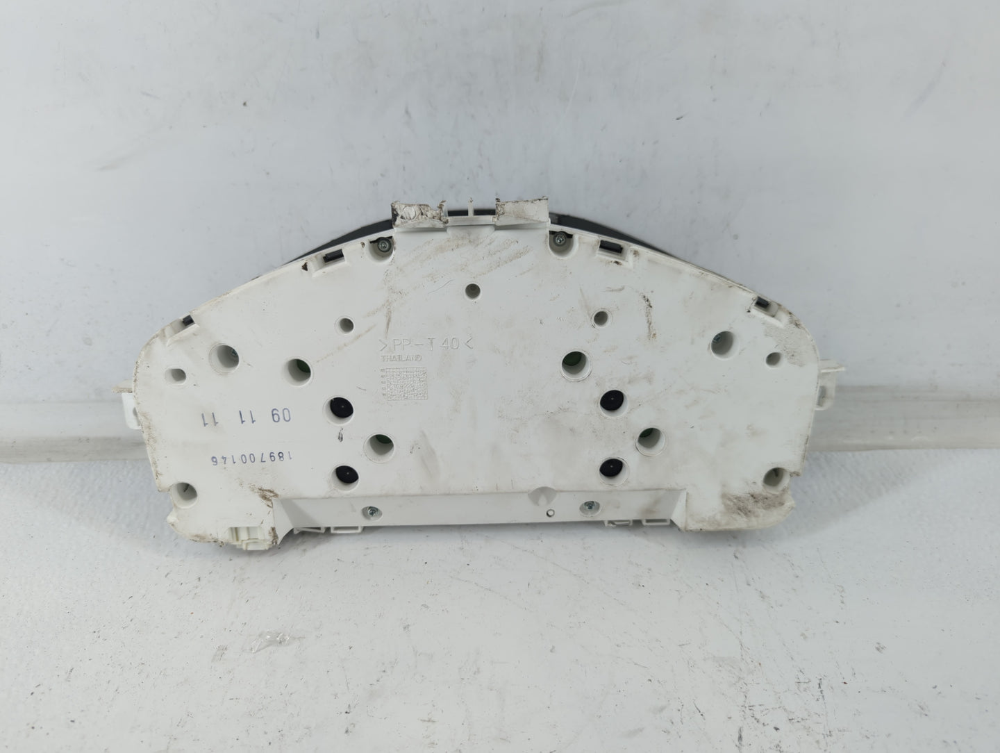 2009-2013 Volvo C70 Instrument Cluster Speedometer Gauges P/N:36000958 31254830 Fits Fits 2009 2010 2011 2012 2013 OEM Used 