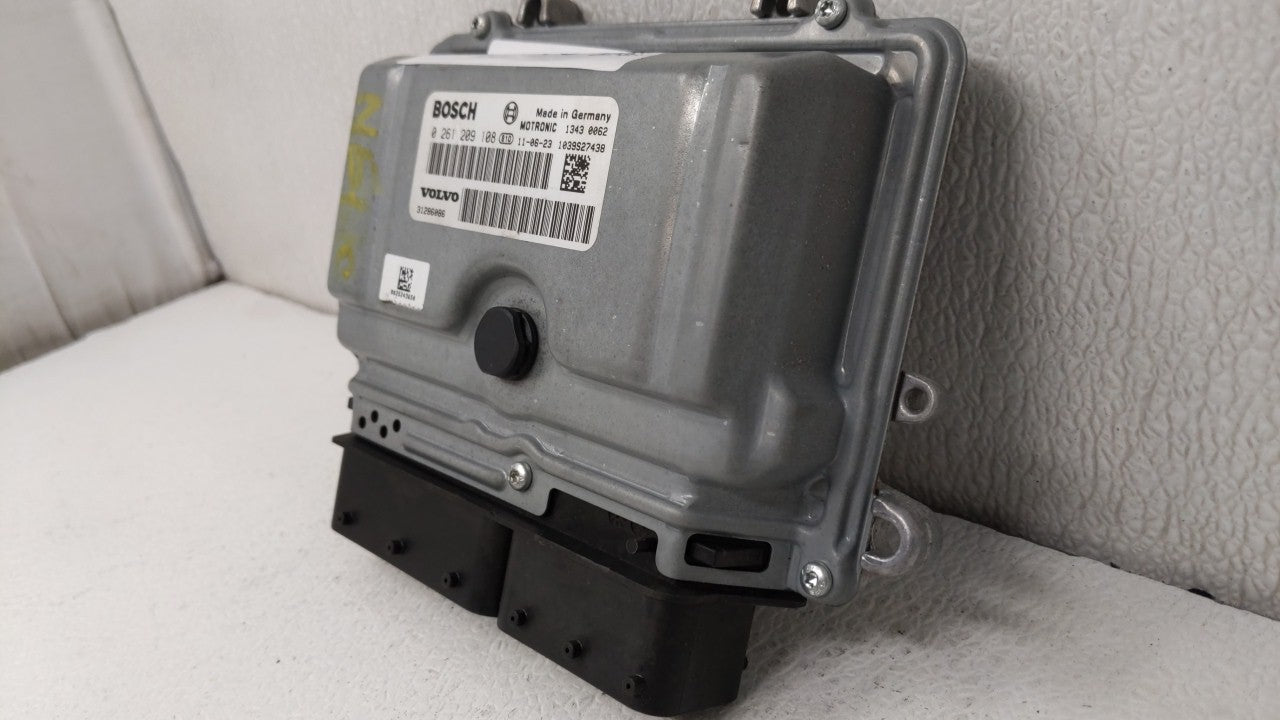 2012 Volvo S60 PCM Engine Control Computer ECU ECM PCU OEM P/N:0 261 209 108 31286086, 1343 0003 Fits OEM Used Auto Parts - 