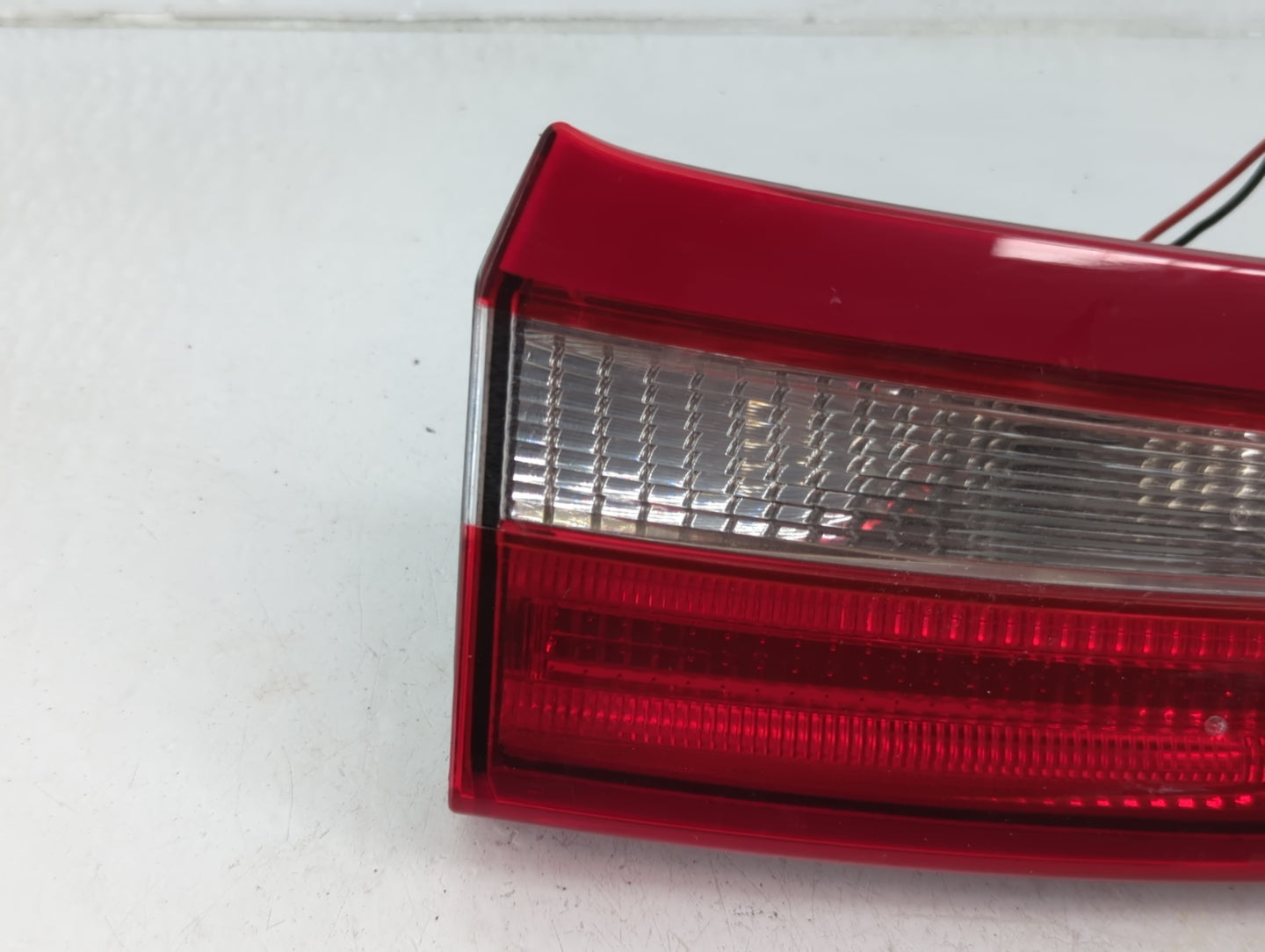 2012 Volvo S60 Passenger Right Side Deck Lid Mounted Tail Light - Oemusedautoparts1.com