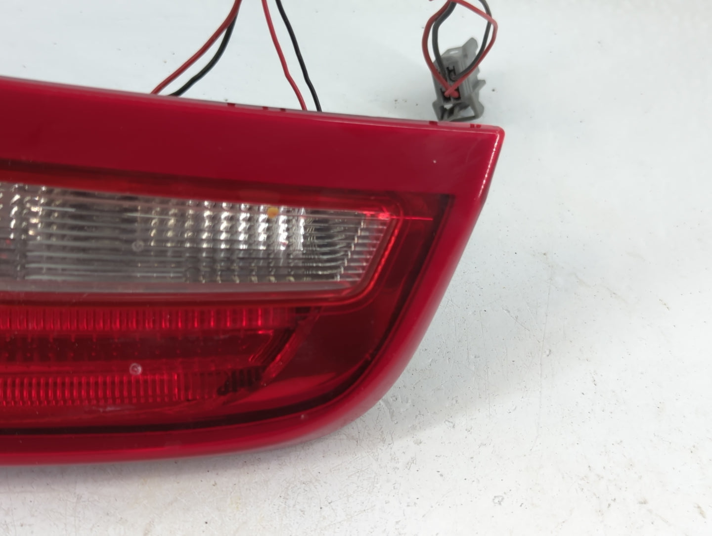 2012 Volvo S60 Passenger Right Side Deck Lid Mounted Tail Light - Oemusedautoparts1.com
