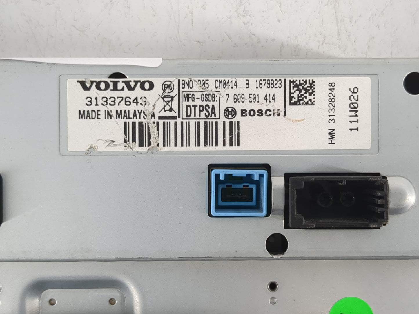 2011-2015 Volvo S60 Information Display Screen - Oemusedautoparts1.com