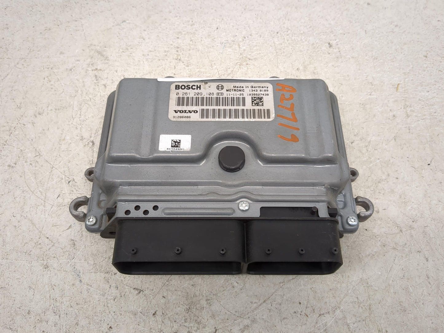 2012 Volvo S60 PCM Engine Control Computer ECU ECM PCU OEM P/N:0 261 209 108 Fits OEM Used Auto Parts - Oemusedautoparts1.co