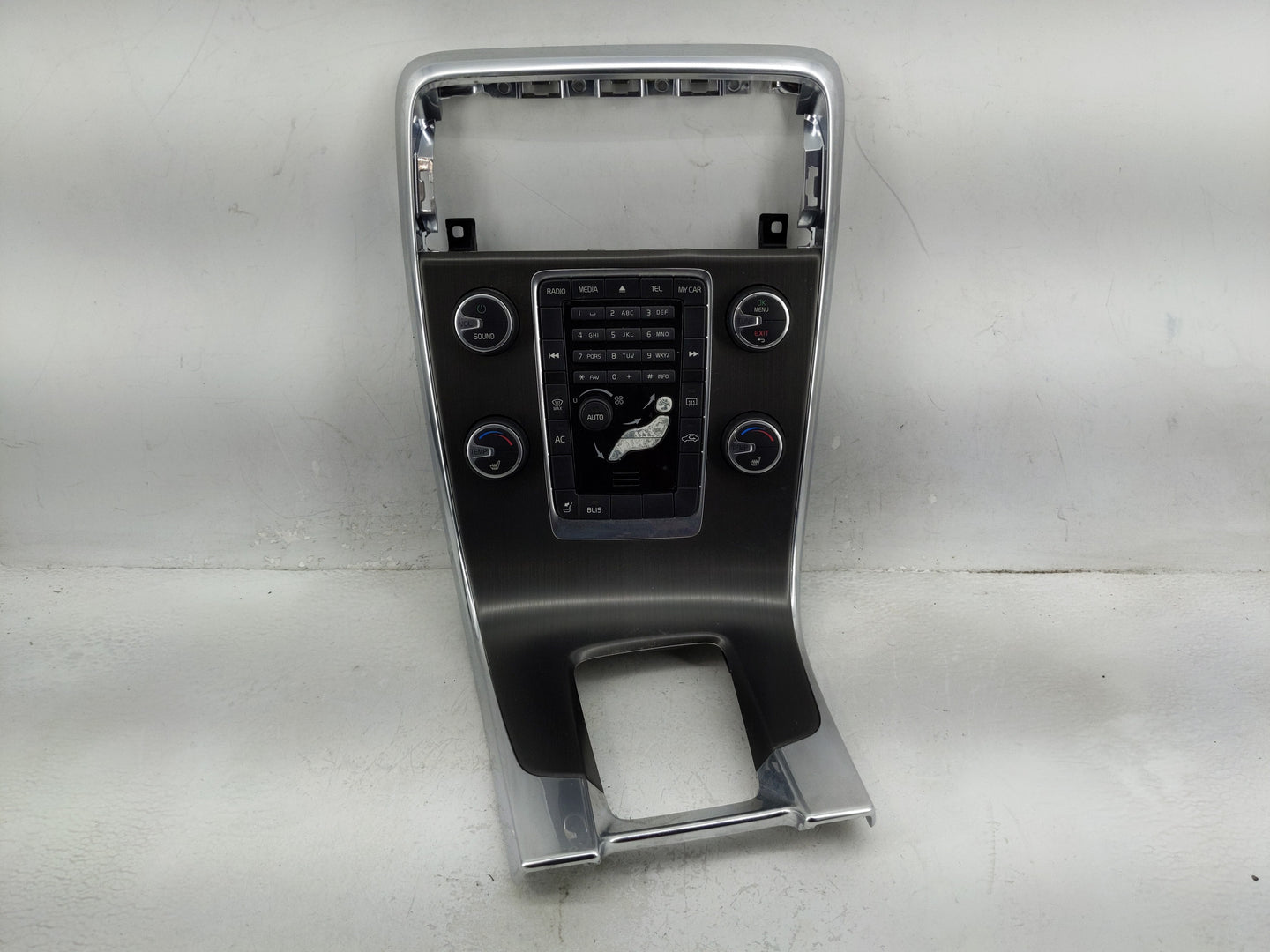 2011-2013 Volvo S60 Radio Control Panel - Oemusedautoparts1.com