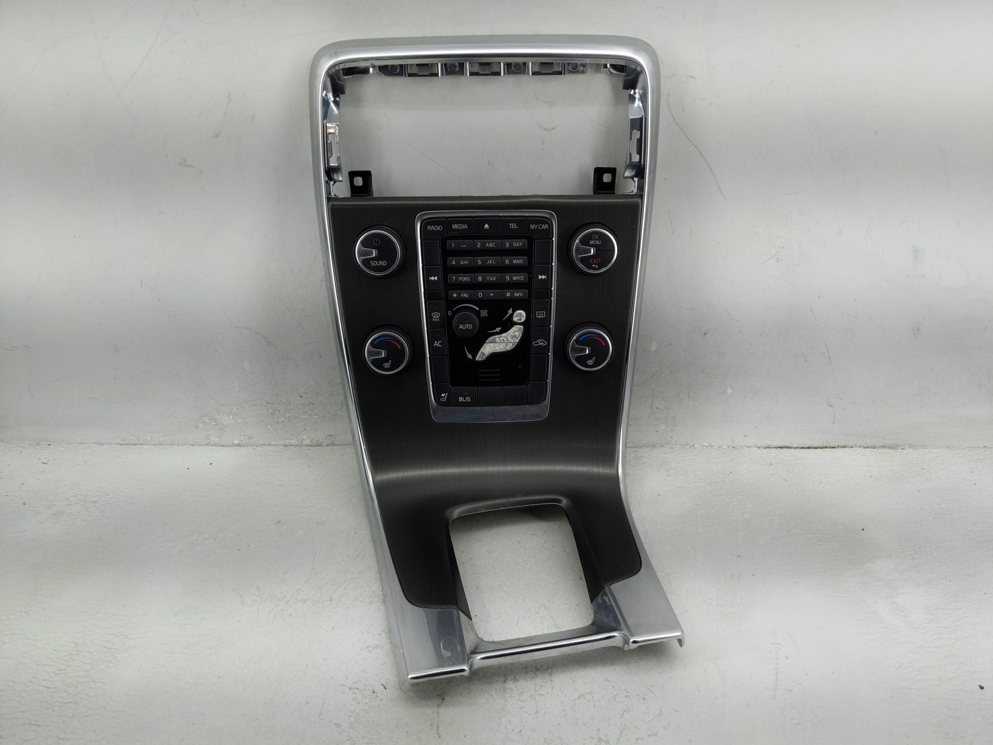 2011-2013 Volvo S60 Radio Control Panel - Oemusedautoparts1.com