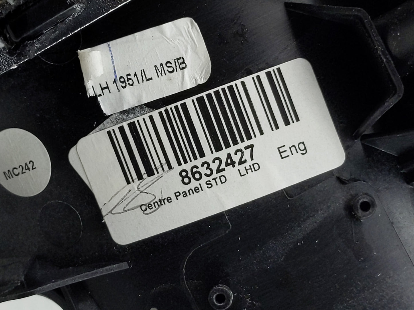 2011-2013 Volvo S60 Radio Control Panel - Oemusedautoparts1.com