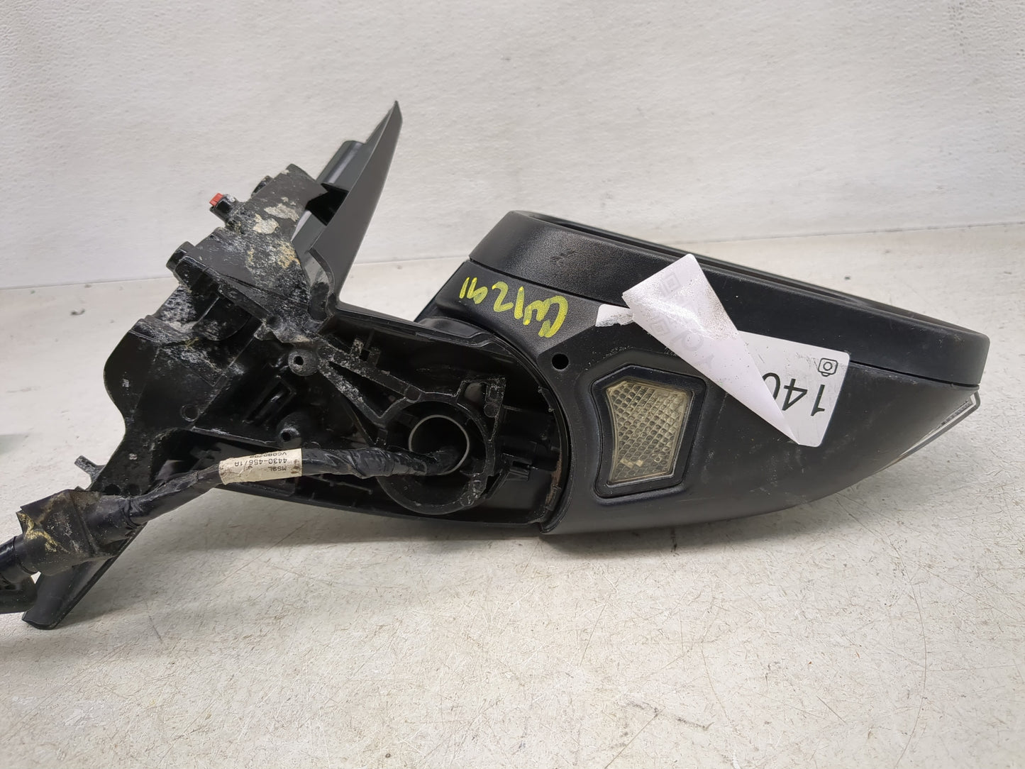 2011-2018 Volvo S60 Passenger Side View Mirror - Right Door Mirror OEM Used - Oemusedautoparts1.com
